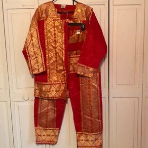 Unique Sari Pantsuit